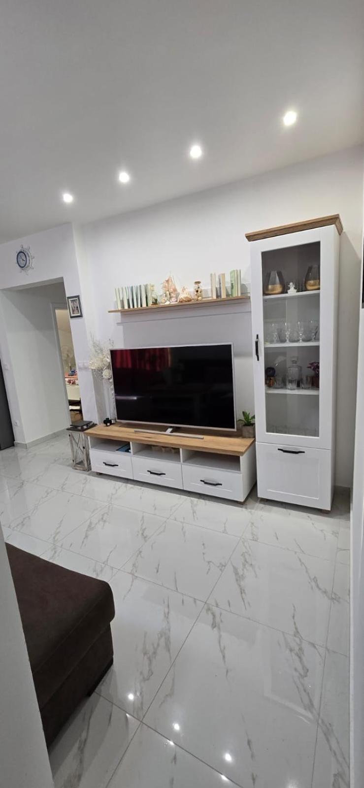 ברנה Apartman Grosic מראה חיצוני תמונה